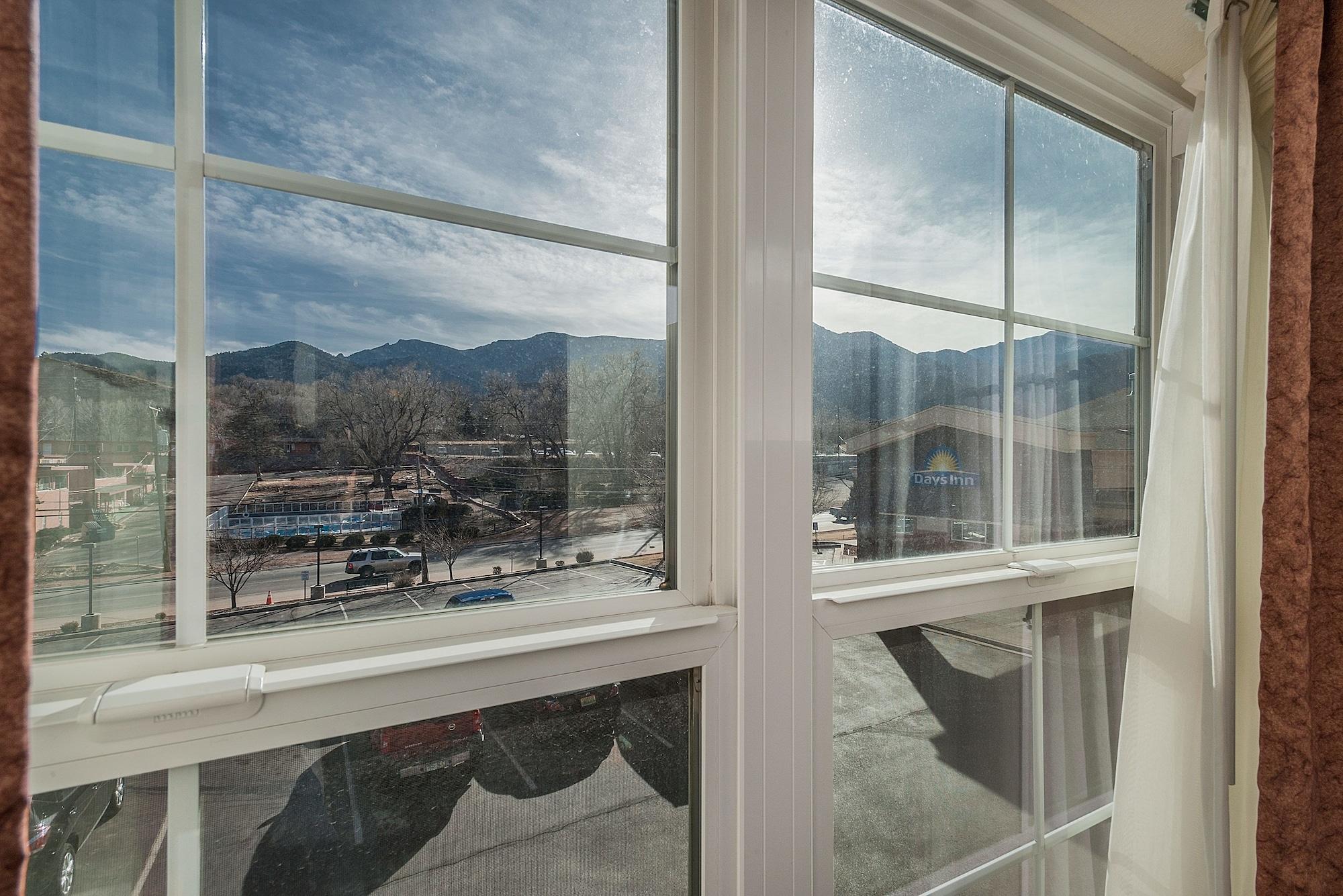 Days Inn By Wyndham Manitou Springs Exterior foto